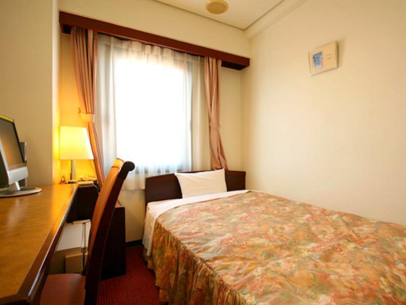 Seven Seven Takaoka Hotel Exterior foto